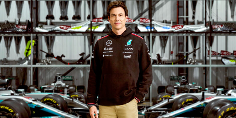 Toto Wolff přemýšlí nad budoucností Hornera v Red Bullu