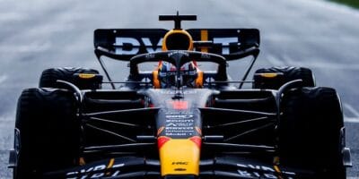 Verstappen varuje před porušením tradice podpisem Alonsa