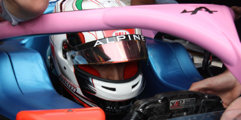 Závod F3 v Monaku vyhrál stylem start-cíl Gabriele Mini