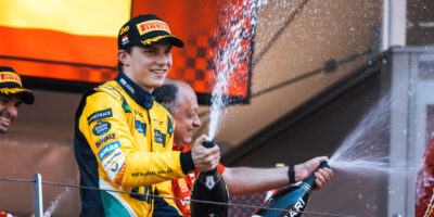 McLaren může bojovat o vítězství kdekoliv, myslí si Piastri