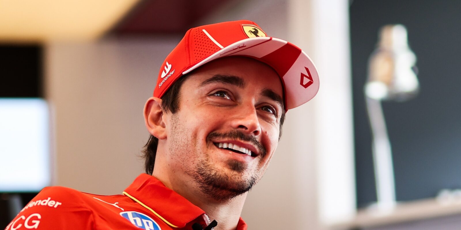 Leclerc vysvětluje strategii Ferrari v Belgii