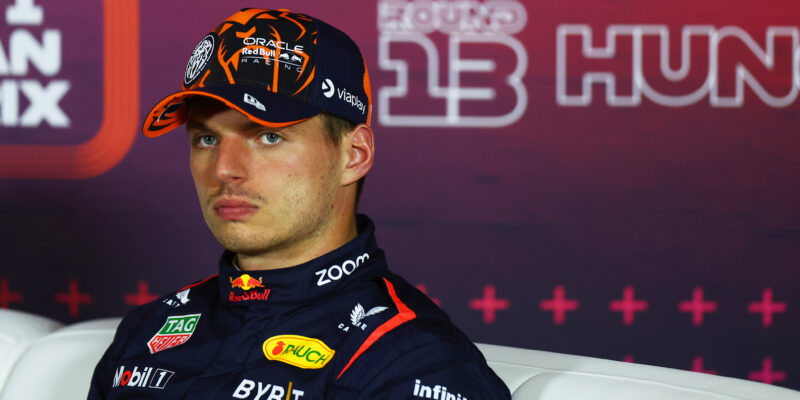 Max Verstappen: Někteří lidé v Red Bullu se musí probrat