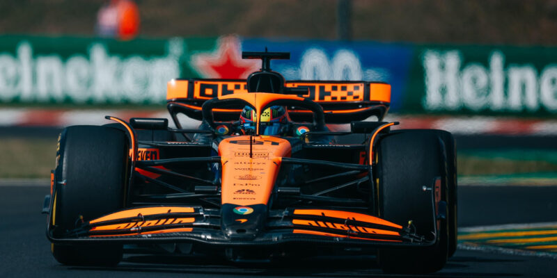 Wolff: McLaren nastavil novou laťku v F1
