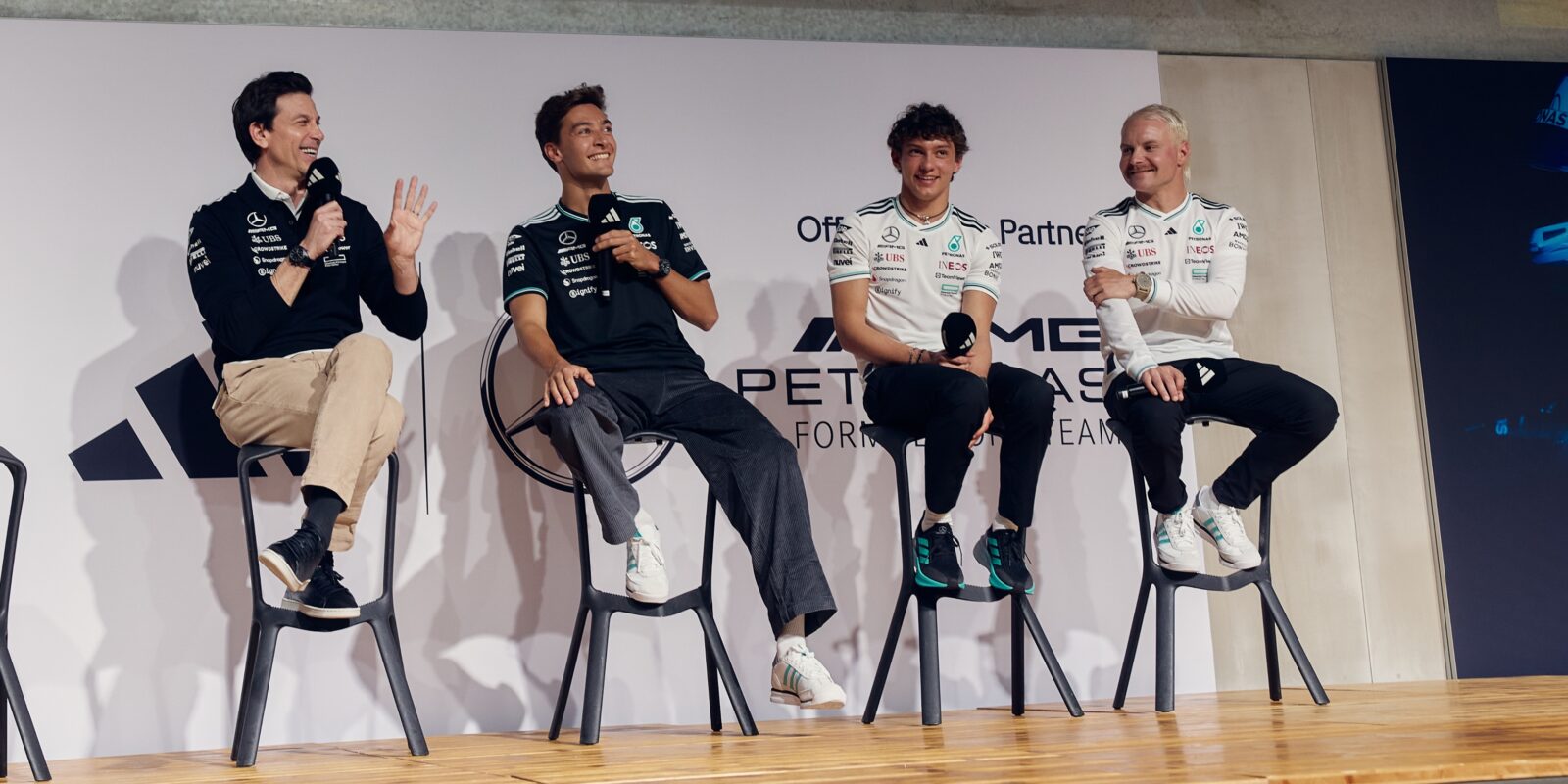 Mercedes chce, aby byl Bottas koučem Antonelliho