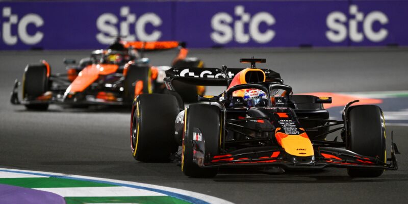 Steiner reaguje na Verstappenovu penalizace v Džiddě