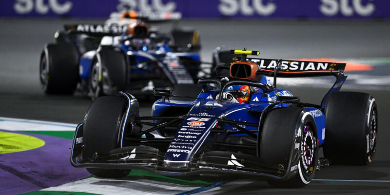 Williams je zahnaný do kouta kvůli problémům s monopostem