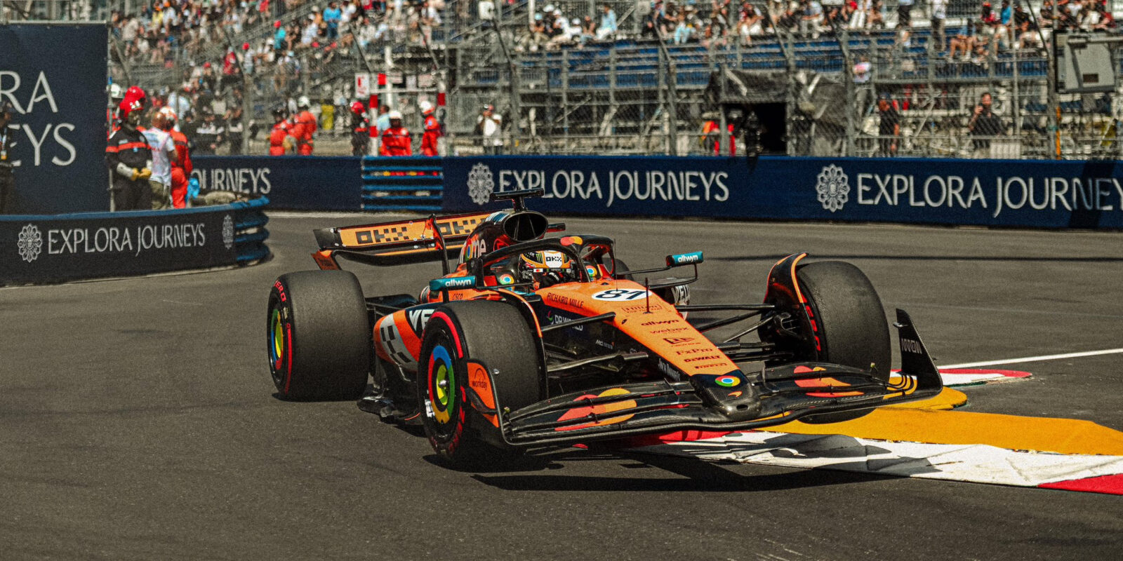 Neúspěšný pátek: McLaren se stále v Monaku hledá