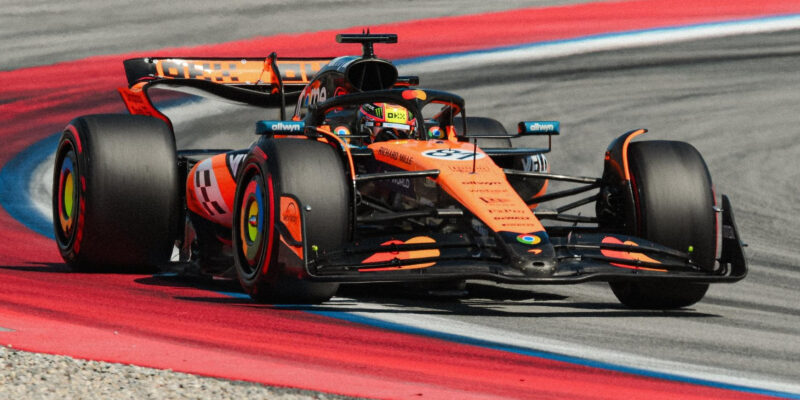 Výsledky kvalifikace VC Španělska: McLaren startuje z první řady