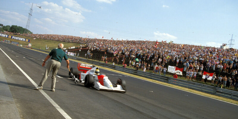 Velká cena Maďarska 1992. Ayrton Senna vítězí.