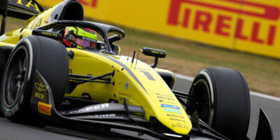 Sprint F2 na Silverstonu: Skvělý závod pro Invictu, Staněk na pódiu