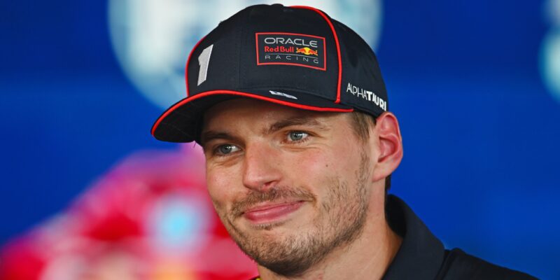 Verstappen nevěří, že Red Bull někde zvítězí. Tým myslí opak