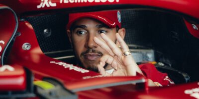 Lewis Hamilton odhalil klauzuli ve smlouvě s Ferrari
