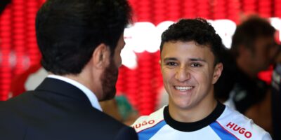 Red Bull vidí jasnou podobnost mezi Verstappenem a Hadjarem