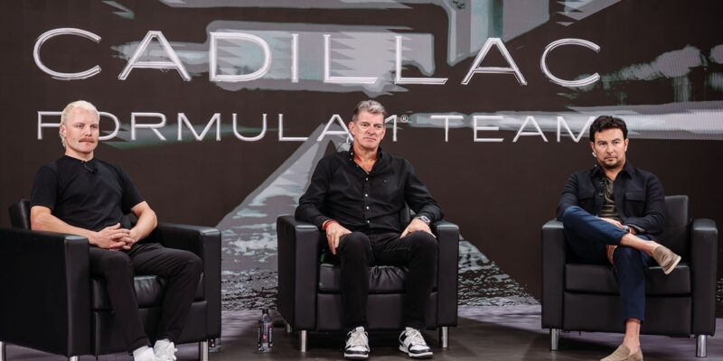 Pérez ve snaze vrátit se do F1 volal Briatoremu, prozradil Ital