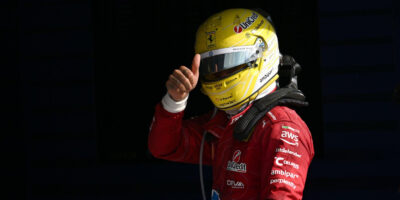 Schumacher kritizuje Hamiltona: Musí být profesionálnější