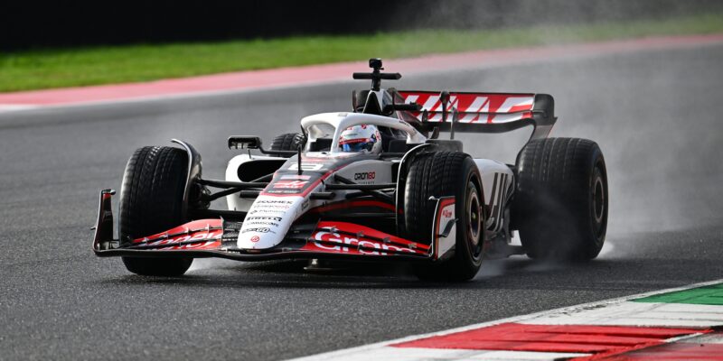 Grosjean zhodnotil návrat do monopostu F1: Rozplakal jsem se
