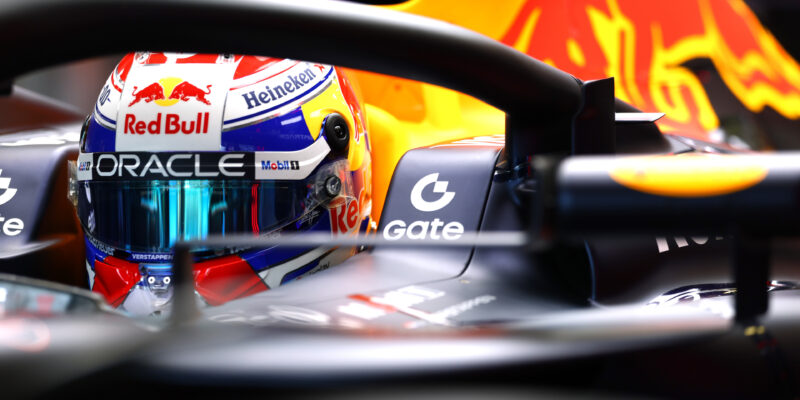 Výsledky kvalifikace VC Ázerbájdžánu: Verstappen první, Sainz málem na pole position