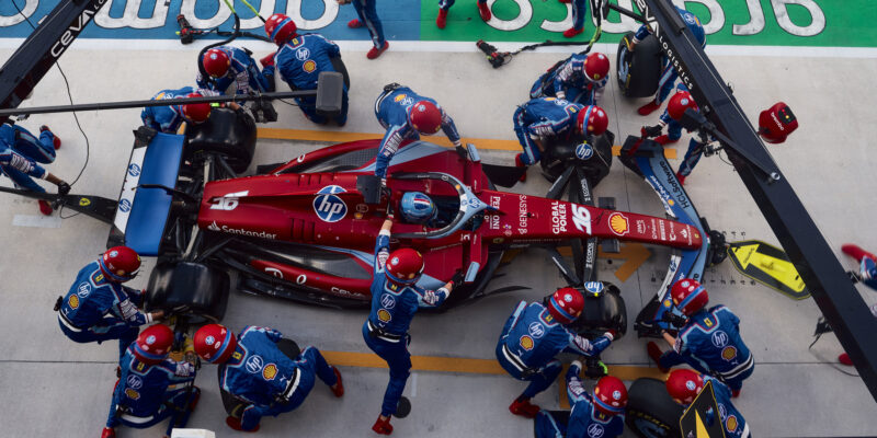 Jak pitstop ve formuli 1 zachraňuje děti