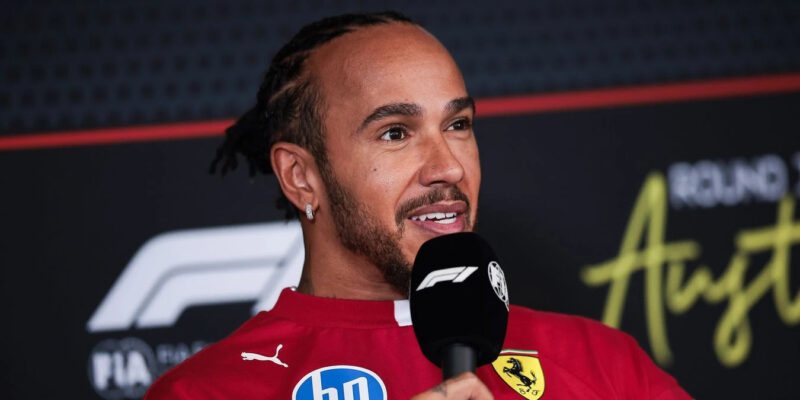 Verstappen titul sebere, pokud nebudou neúprosní, varuje Hamilton McLaren