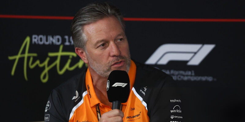 Brown: McLaren nechce v boji o titul nikoho zvýhodnit