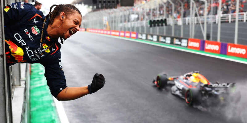 Max Verstappen vítězí ve Velké ceně Brazílie 2024