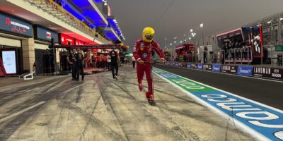 Hamilton by to měl jednodušší, kdyby s ním přišli lidé z Mercedesu