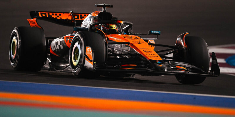 Výsledky FP1 VC Kataru: Návrat Piastriho? Alonso v top 3