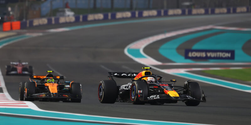 VC Abú Zabí: Proč Cunoda dostal penalizaci a Norris ne