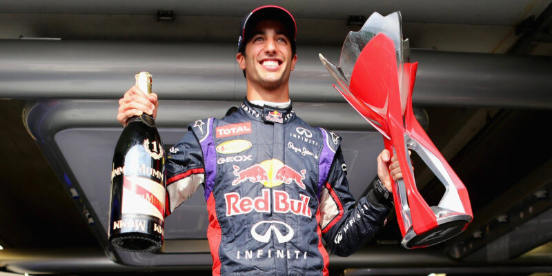 Ricciardo by se rád vrátil k závodění, lákají ho terénní závody