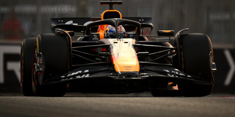 Red Bull po pátku ztrácí: Verstappen nespokojený s monopostem