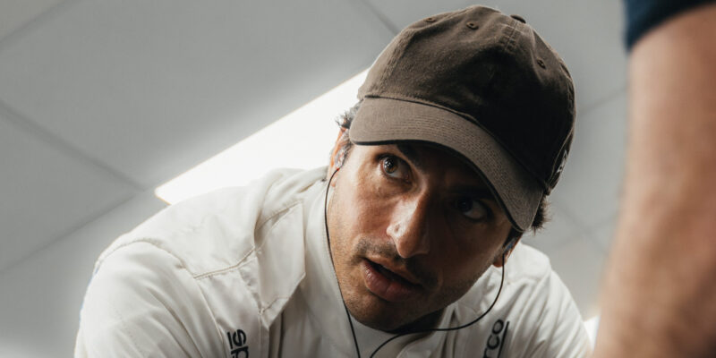 Carlos Sainz se přes frustraci snaží Williamsu co nejvíce pomoci