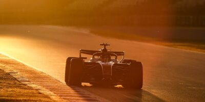 Ferrari ovládlo ráno i odpoledne: Testovalo 12 jezdců