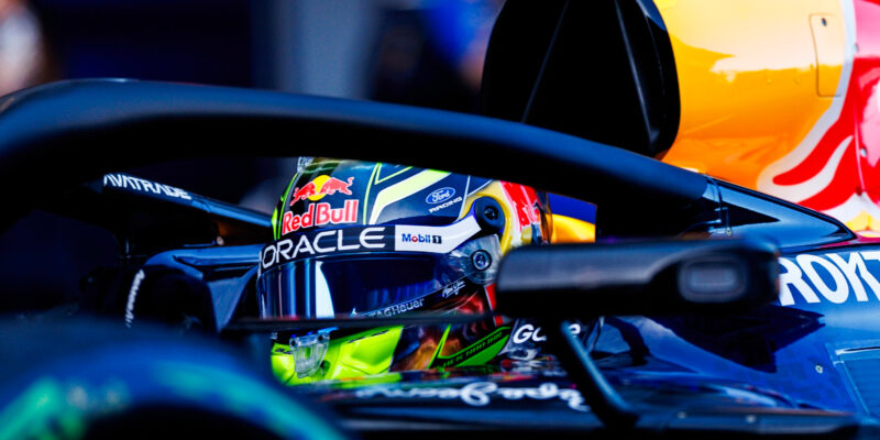 První nehoda předsezónních testů: Isack Hadjar skončil v bariéře