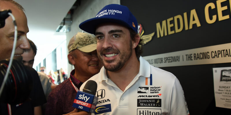 Spojí se Alonso znovu s McLarenem? Možná v Indy 500