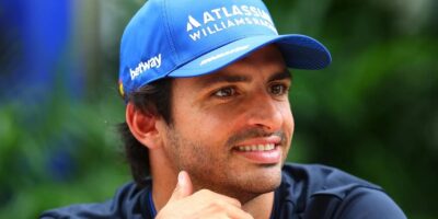 Sainz: o titul se utkají Verstappen a Russell