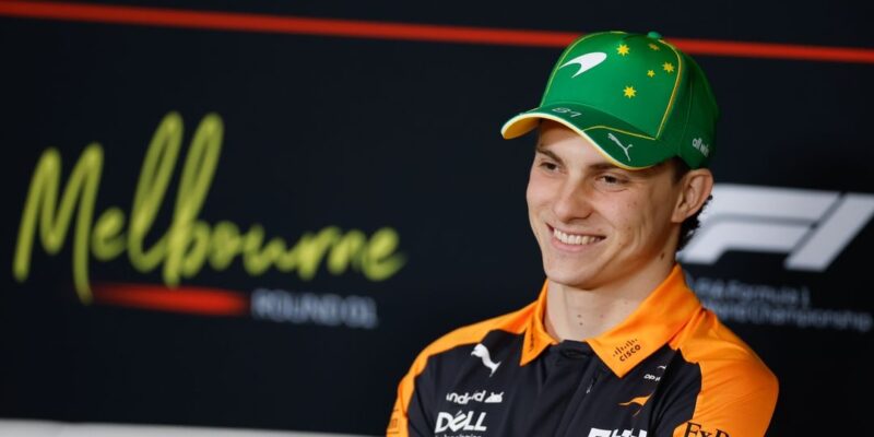 Oscar Piastri neodstartoval do Velké ceny Austrálie.