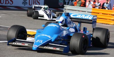 Grand Prix de Monaco Historique Cena Senny, vozy F1 1981-1985: Hall vítězem závěrečných jatek