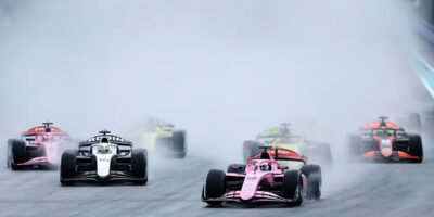 Závod F2 VC Miami: Safety cary míchaly pořadím, triumf bere Minì