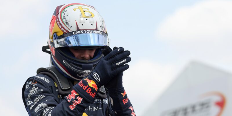 Sprint F2 VC Miami: Souboj tří pilotů až do konce