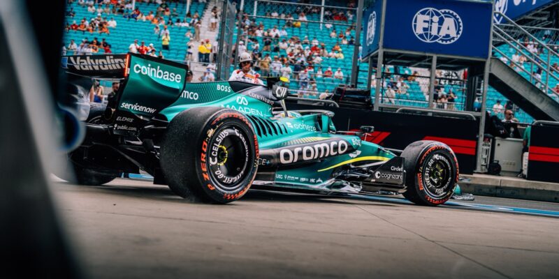 Steiner: Pro Aston Martin neexistuje žádná omluva