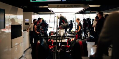 Audi připravil o body kámen. Hülkenberg nevěřil vlastním očím