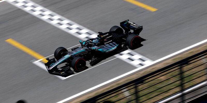 Výsledky kvalifikace VC Barcelony: Russell získal pole position před Hamiltonem, Leclerc v bariéře