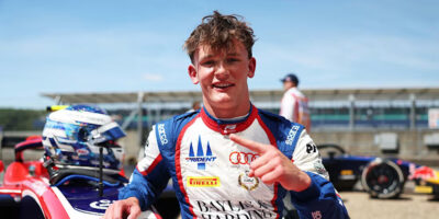 Kvalifikace F3 v Silverstone: Freddie Slater byl doma neporazitelný