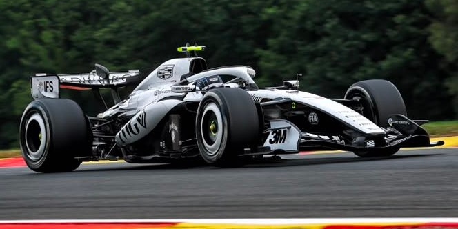 Ve Spa jsou vozy stejné: Cadillac chce posouvat hranice