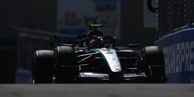 Výsledky FP3 VC Španělska: Oprava bariéry trvala více než 30 minut