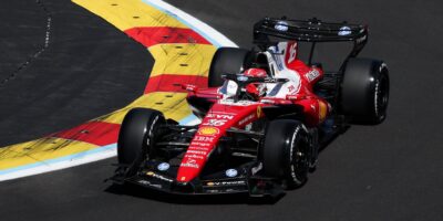 Byl to risk, ale nelituji ho, vysvětluje Leclerc čekání na safety car