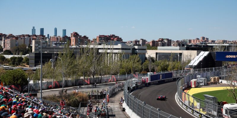 F1 šokovala: Sezonu zahájí i zakončí sprintový víkend