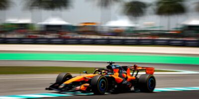 Výsledky FP1 VC Bahrajnu: Verstappen ovládl Sepang