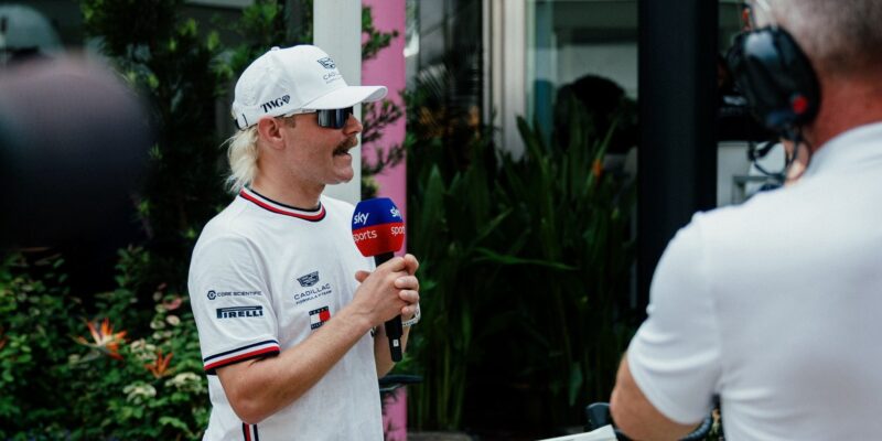 Bottas překvapuje: Cadillac už dnes zázemím předčí i Mercedes