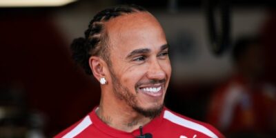 Chtěl jsem zkusit něco jiného: Hamilton se vyjádřil k Singapuru